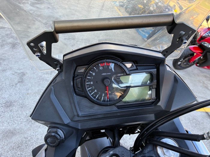 2018 Suzuki V-STROM 650 (DL650A) Yellow