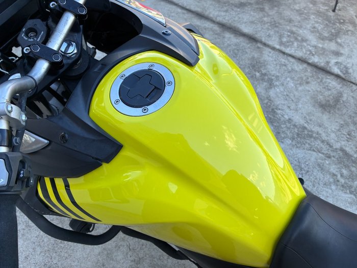 2018 Suzuki V-STROM 650 (DL650A) Yellow