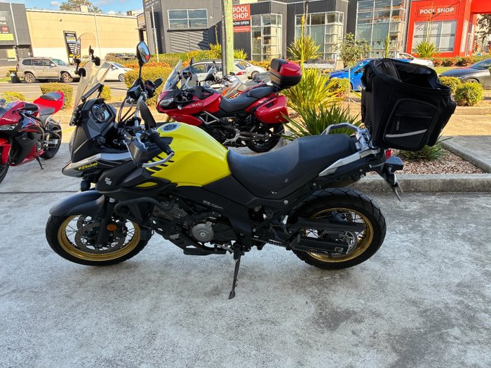 2018 Suzuki V-STROM 650 (DL650A) Yellow