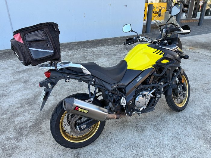 2018 Suzuki V-STROM 650 (DL650A) Yellow