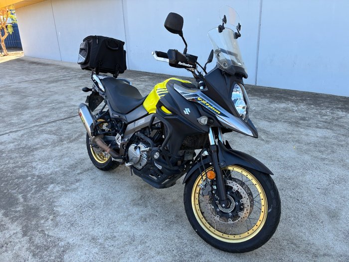 2018 Suzuki V-STROM 650 (DL650A) Yellow