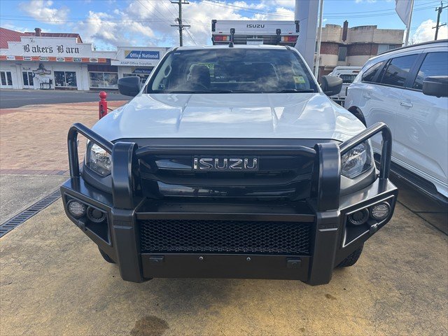 2026 ISUZU D-MAX SX