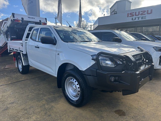 2026 ISUZU D-MAX SX