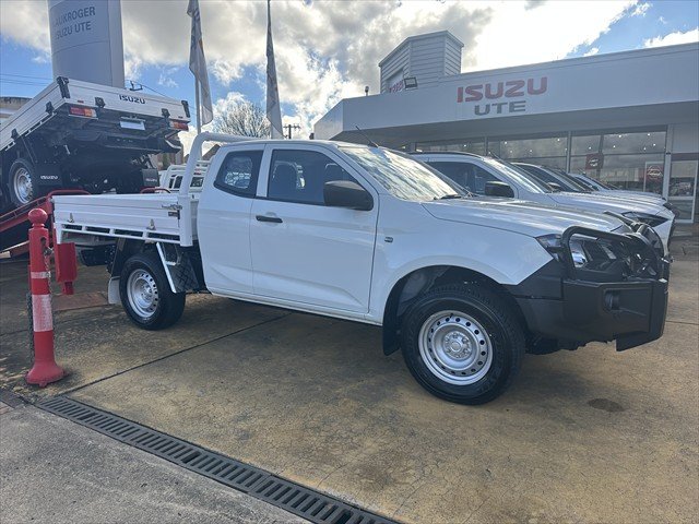 2026 ISUZU D-MAX SX