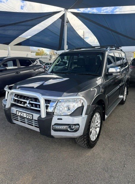2017 Mitsubishi Pajero GLX