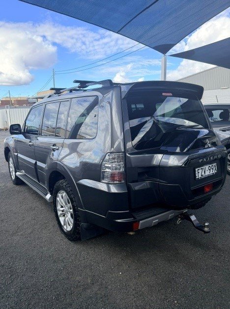 2017 Mitsubishi Pajero GLX