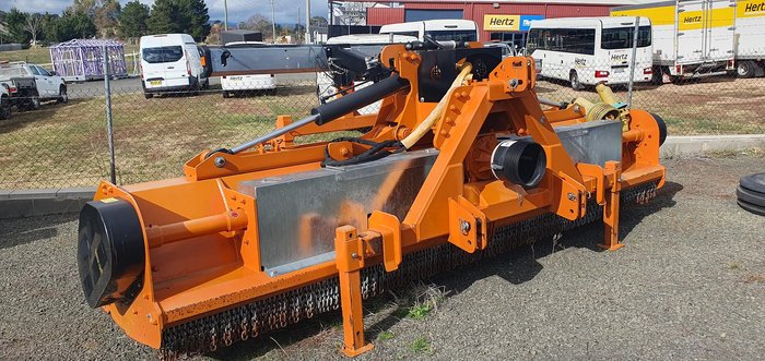 2022 Berti Land/P400