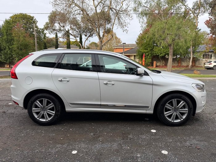 2016 Volvo XC60 T5 Luxury MY16 Crystal White