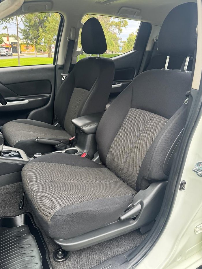 2023 Mitsubishi Triton GLS