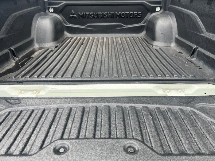 2023 Mitsubishi Triton GLS