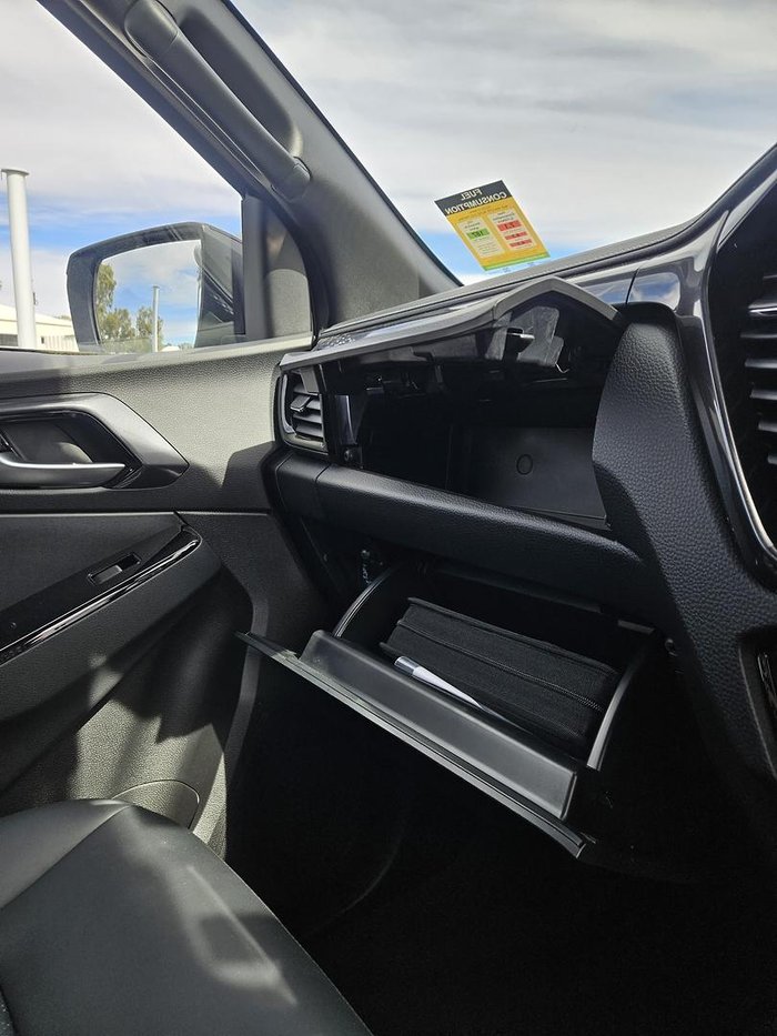 2026 Isuzu D-MAX BLADE