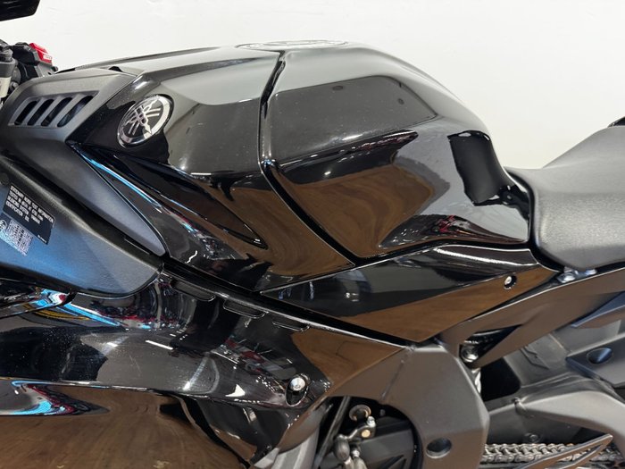 2023 Yamaha YZF-R1 Black