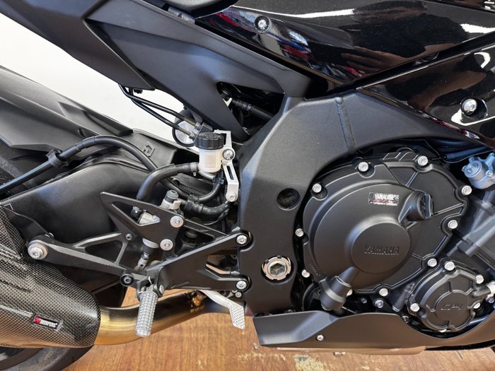 2023 Yamaha YZF-R1 Black