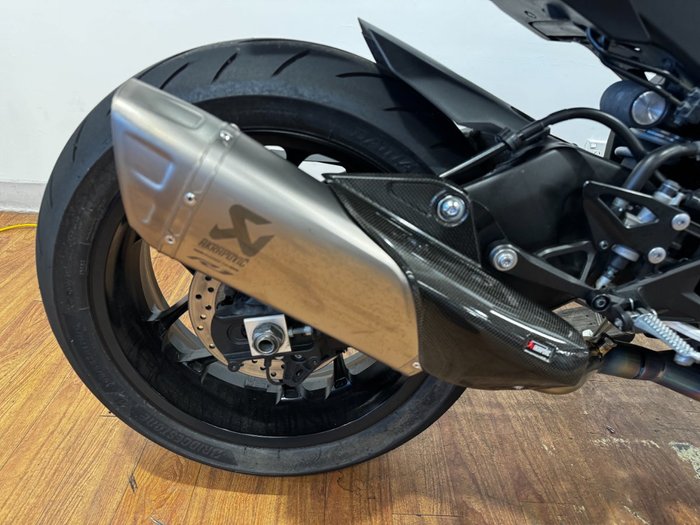 2023 Yamaha YZF-R1 Black