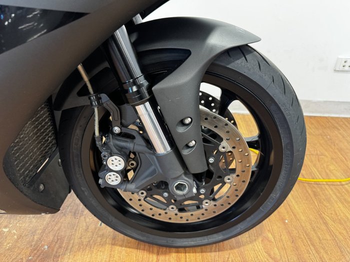 2023 Yamaha YZF-R1 Black