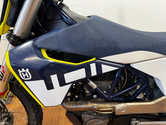 2023 Husqvarna 701 ENDURO WHITE
