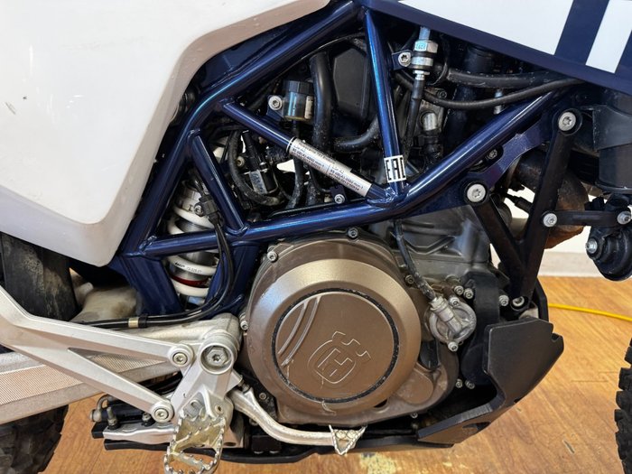 2023 Husqvarna 701 ENDURO WHITE