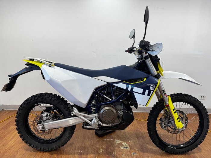 2023 Husqvarna 701 ENDURO WHITE