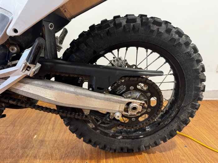 2023 Husqvarna 701 ENDURO WHITE