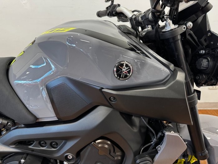 2017 Yamaha MT-09A GREY