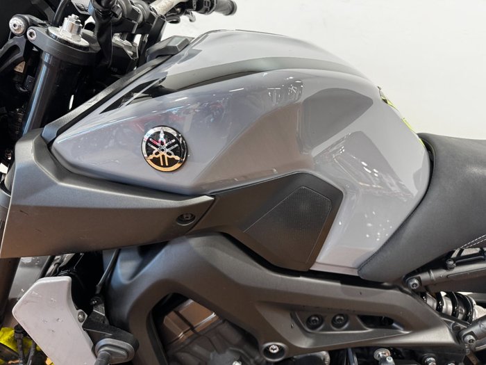 2017 Yamaha MT-09A GREY