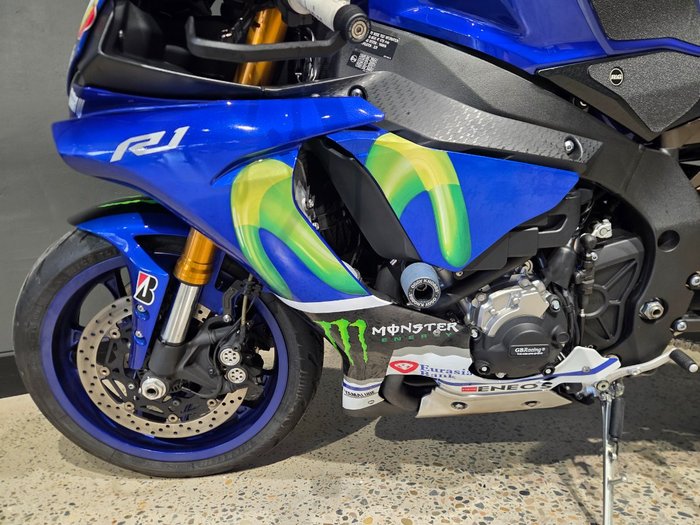 2016 Yamaha YZF-R1 BLUE