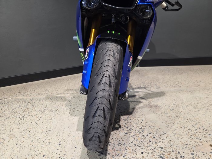2016 Yamaha YZF-R1 BLUE