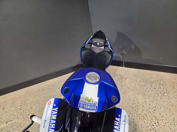 2016 Yamaha YZF-R1 BLUE