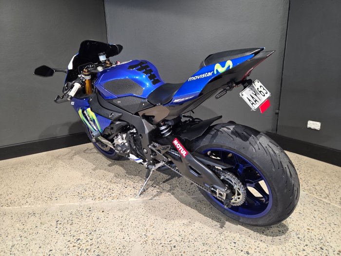 2016 Yamaha YZF-R1 BLUE