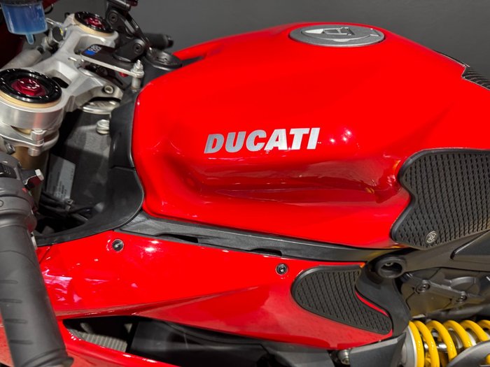 2016 Ducati 1299 PANIGALE RED