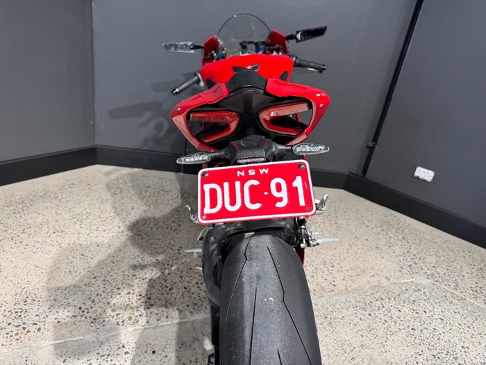 2016 Ducati 1299 PANIGALE RED