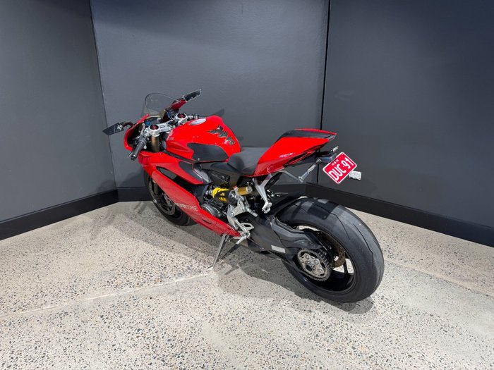 2016 Ducati 1299 PANIGALE RED