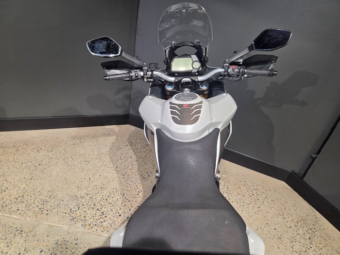 2010 Ducati MULTISTRADA S SPORT WHITE