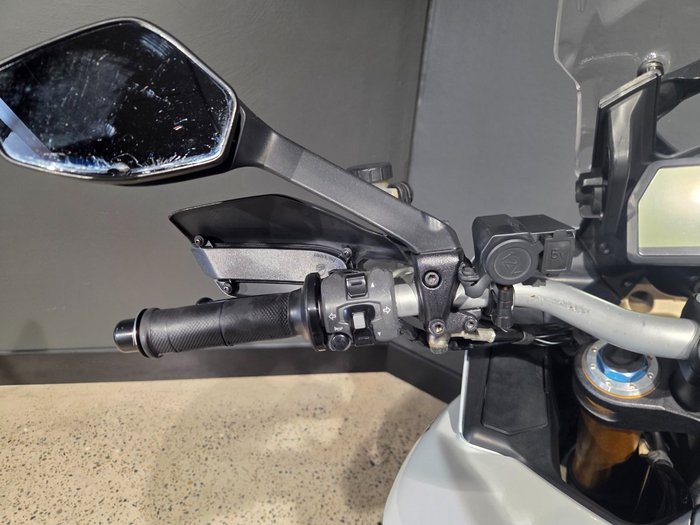 2010 Ducati MULTISTRADA S SPORT WHITE