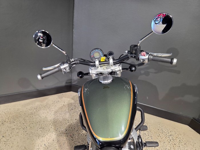 2024 Royal Enfield SUPER METEOR 650 GREEN/BLAC