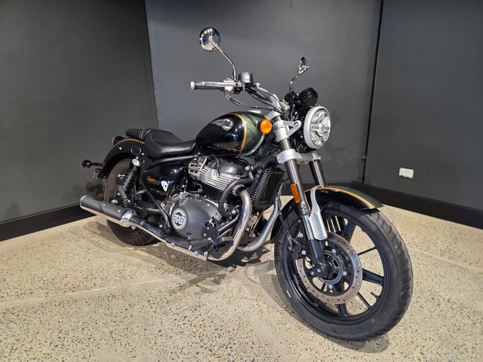 2024 Royal Enfield SUPER METEOR 650 GREEN/BLAC