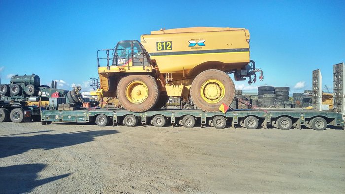 2013 Tuff 8 Row Platform