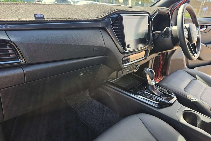 2025 Isuzu D-MAX X-TERRAIN