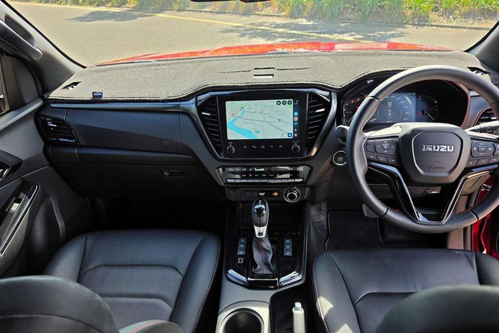 2025 Isuzu D-MAX X-TERRAIN