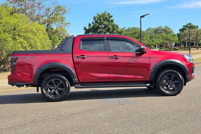 2025 Isuzu D-MAX X-TERRAIN
