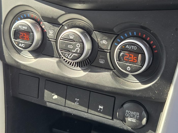 2014 Mazda BT-50 XTR