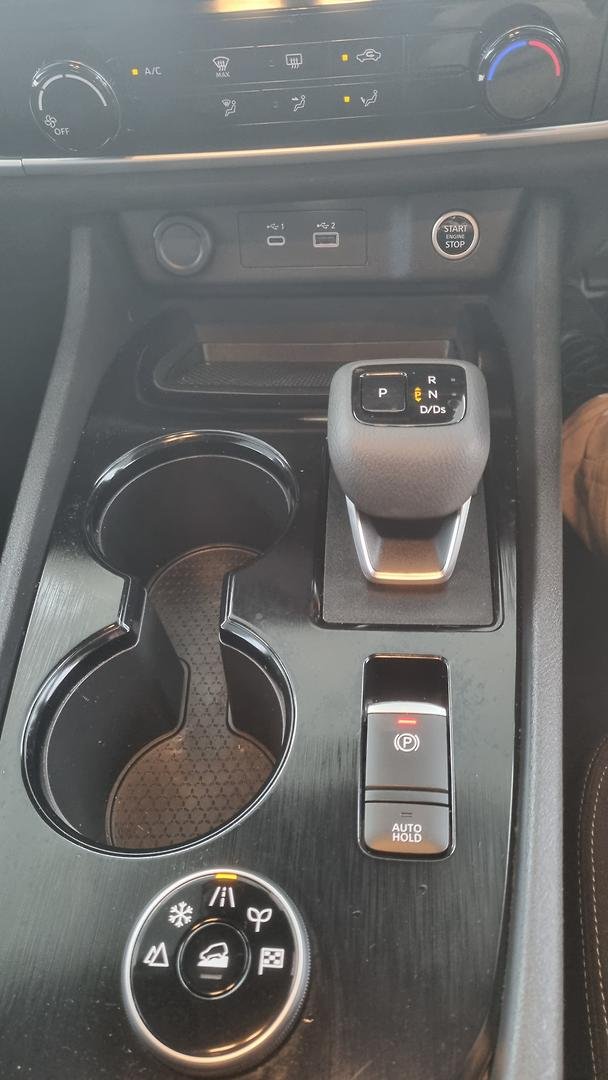 2023 Nissan X-TRAIL ST