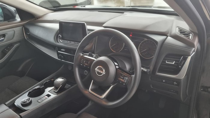 2023 Nissan X-TRAIL ST