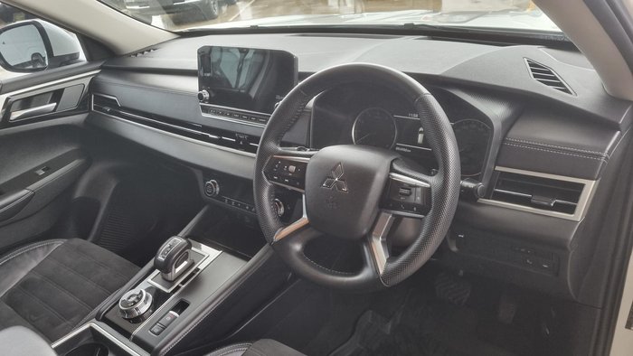 2023 Mitsubishi Outlander Aspire