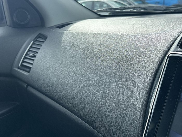 2023 Mitsubishi ASX ES