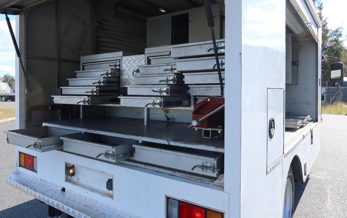 2013 Isuzu N Series NPR 250/300 Premium
