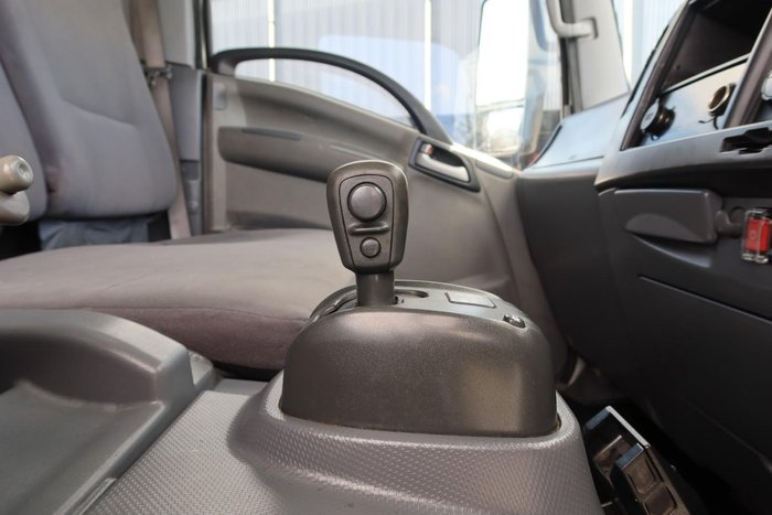 2013 Isuzu N Series NPR 250/300 Premium
