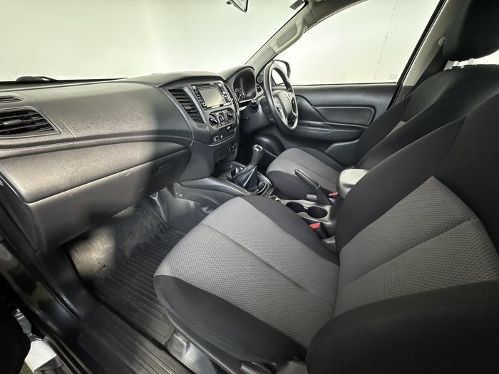 2021 Mitsubishi Triton GLX