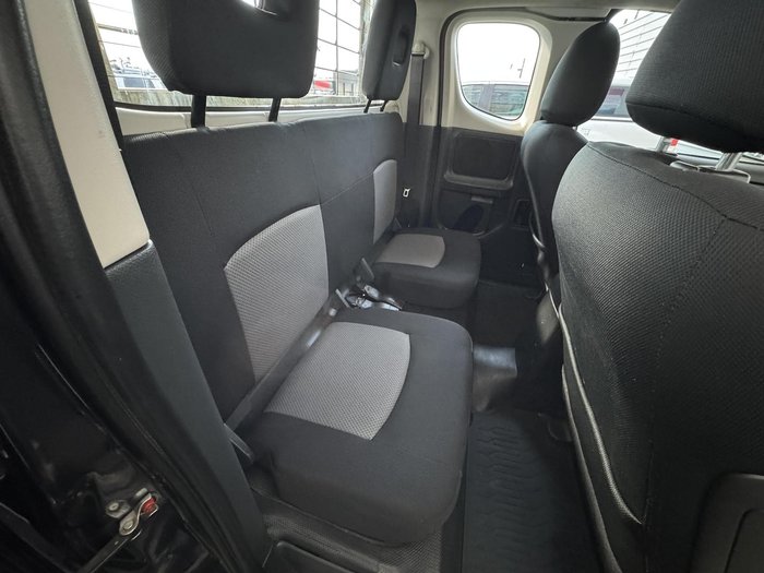 2021 Mitsubishi Triton GLX
