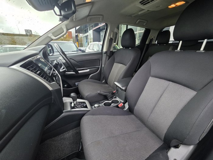 2023 Mitsubishi Triton GLS
